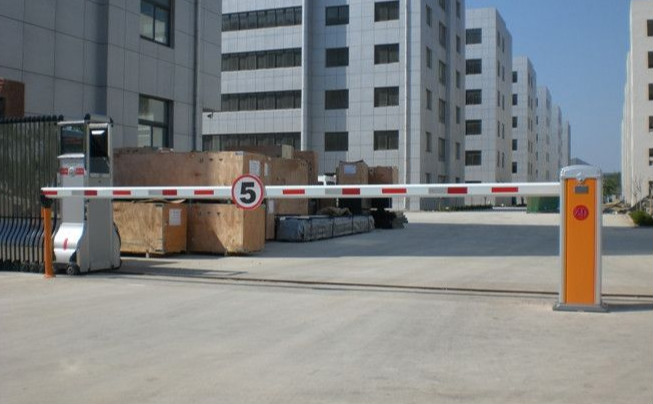 常用于停車場(chǎng)的道閘介紹
